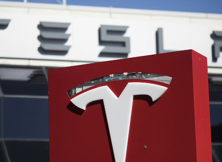 特斯拉向中国籍高管朱晓彤发放2.26亿美元期权关键期的稳定博弈2...