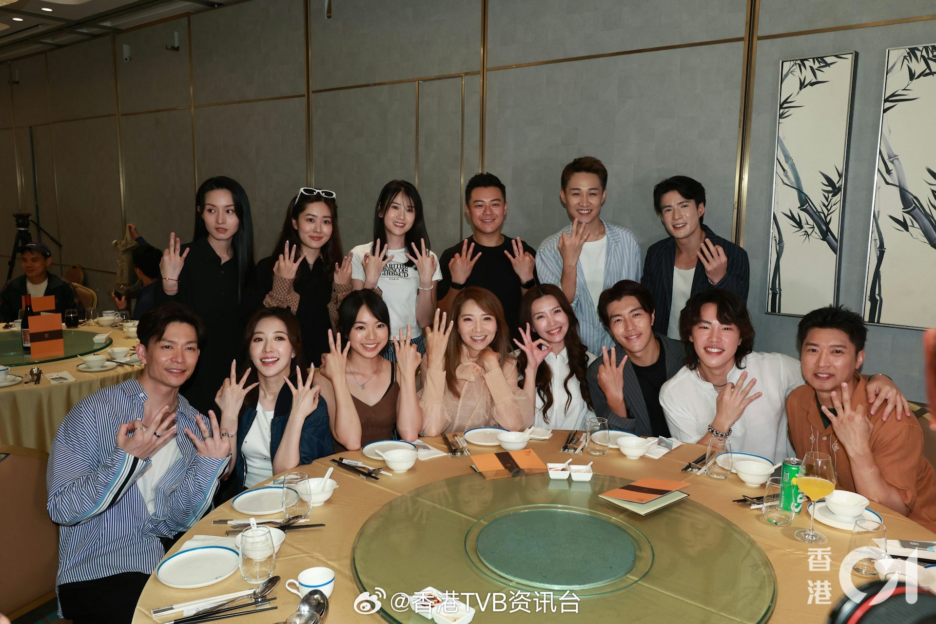 爱回家之三代同糖｜剧名引发热议编审撰写长文讲述背后故事TVB处境剧《爱·回家》