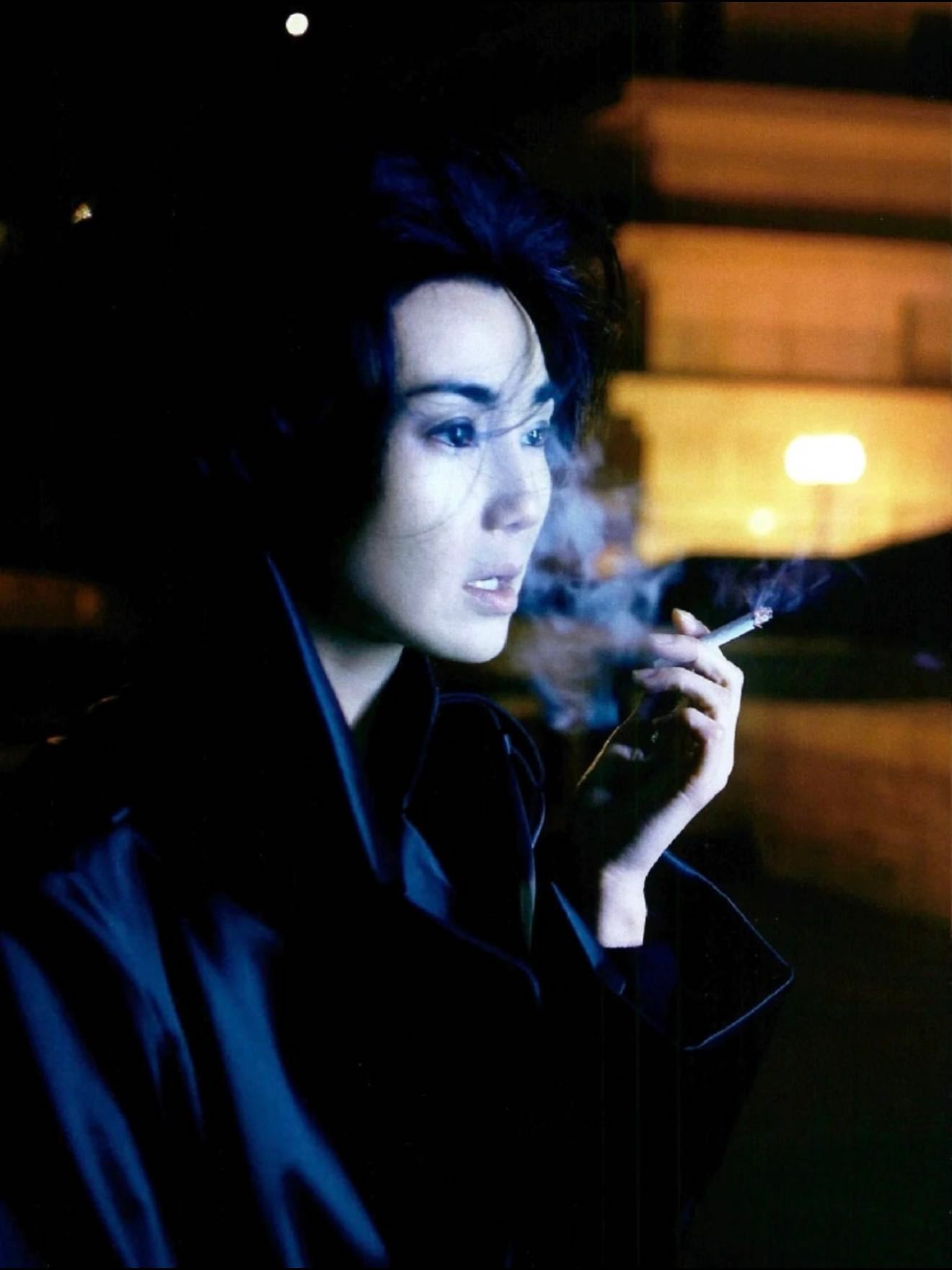 谁能懂张曼玉即便61岁也依旧漂亮💧那种美早已超越容颜本身，更像一束温润的光由内