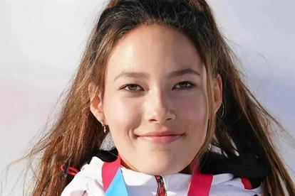 无缘冬奥首金！谷爱凌哭了，没想到赛后她这样说，队友道出实情北京时间2月9日，