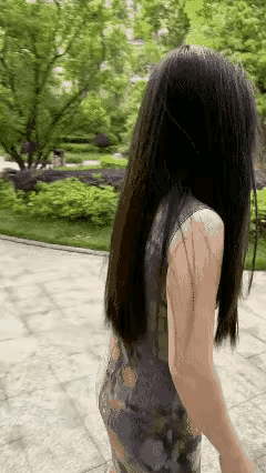 你这个无情又漂亮的女人[大笑]