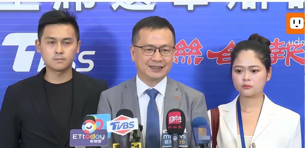 罗智强与郝龙斌太不地道了，因为知道自己参加辩论会越多越丢分，就借口为了给花莲救灾