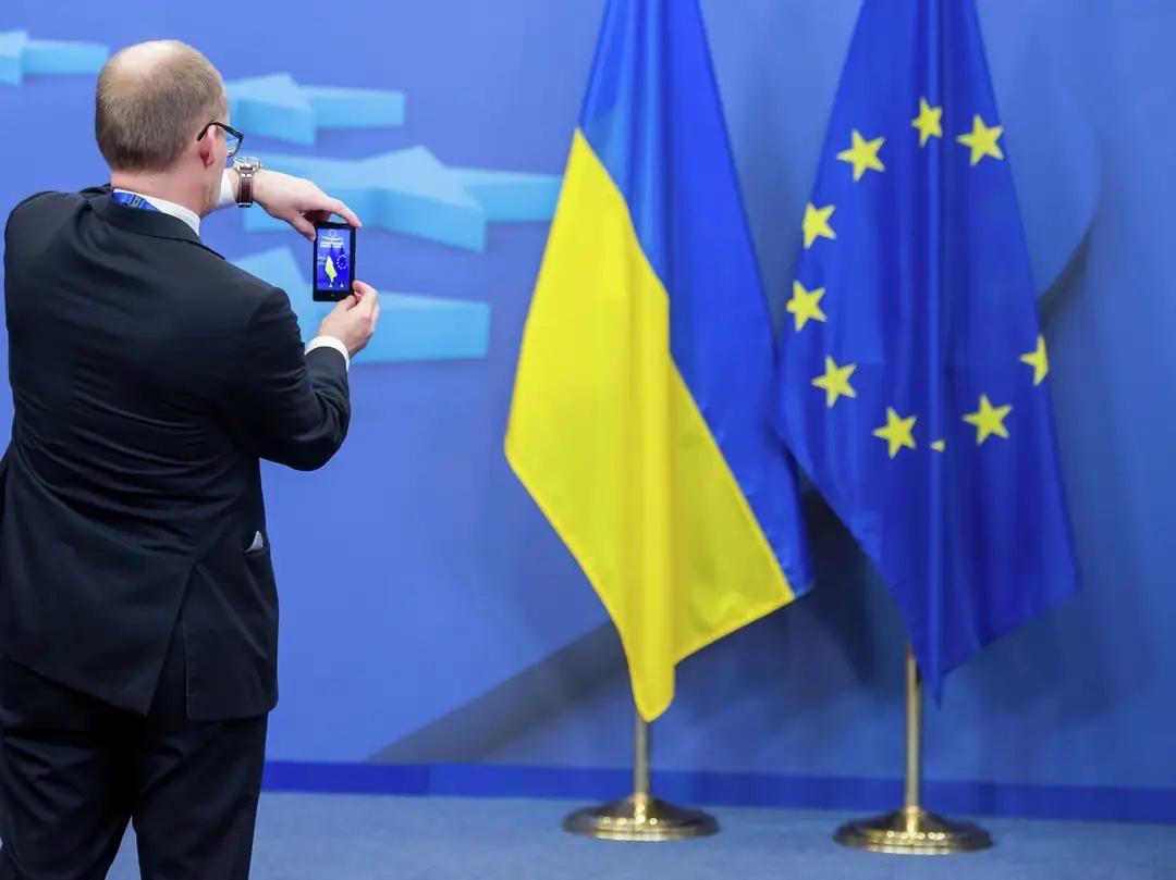 快讯！快讯！德国和苏联在第二次世界大战期间有过大规模的战争，最终苏联红军反杀德