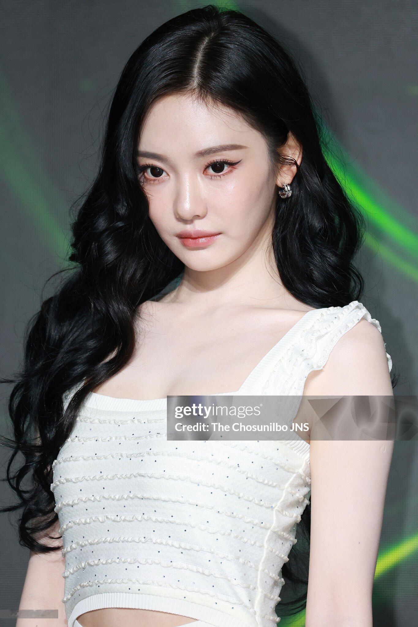 【宁艺卓】生图完美到这种状态、毫无瑕疵的一张脸