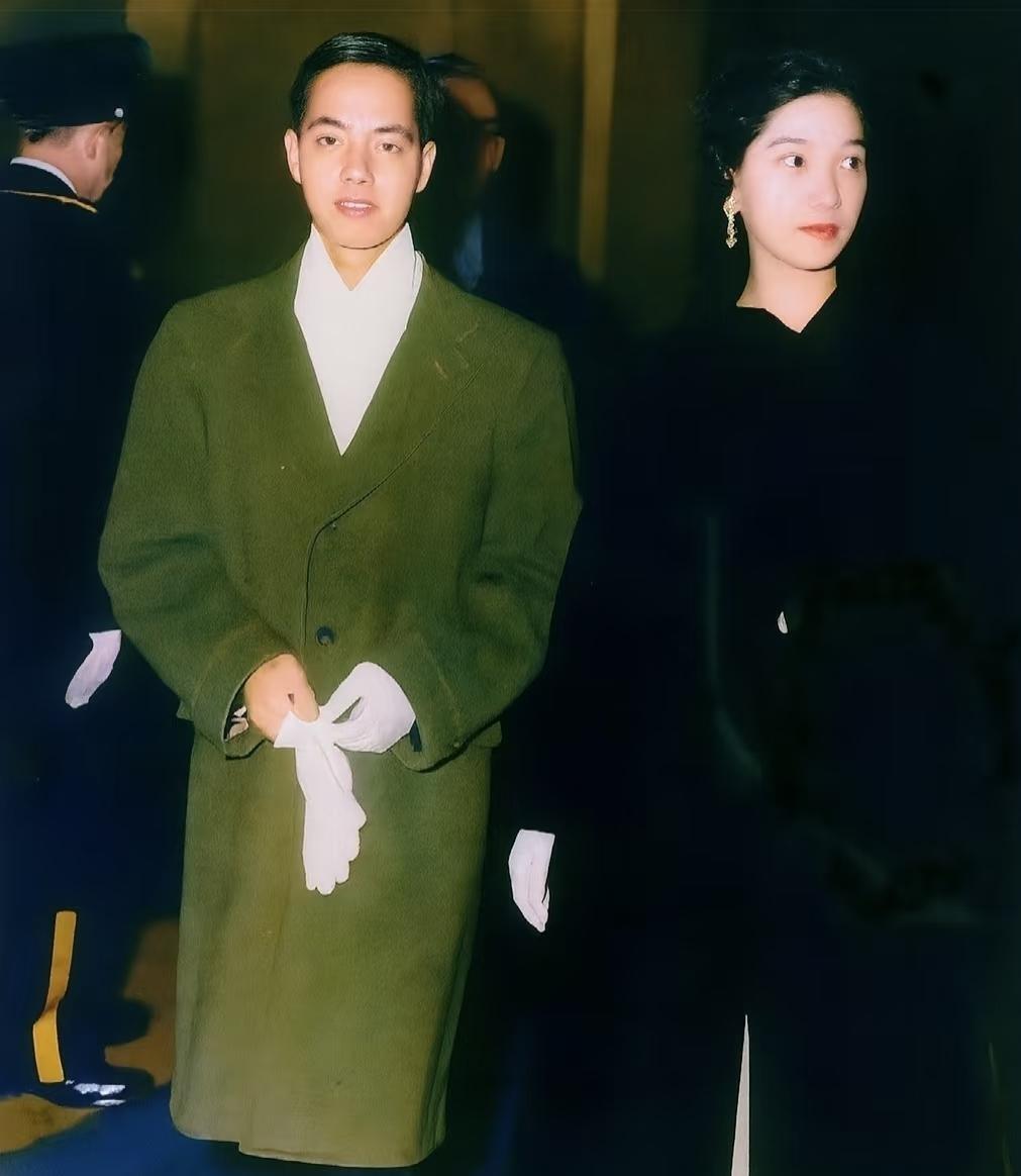 杨振宁去世，李政道两口子又火了！李政道两口子才是真正的一对人中龙凤，气质非凡。