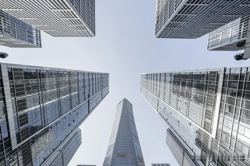 惊天反转！许家印被抓全过程曝光，离婚转移550亿资产竟全是徒劳从中国首富到