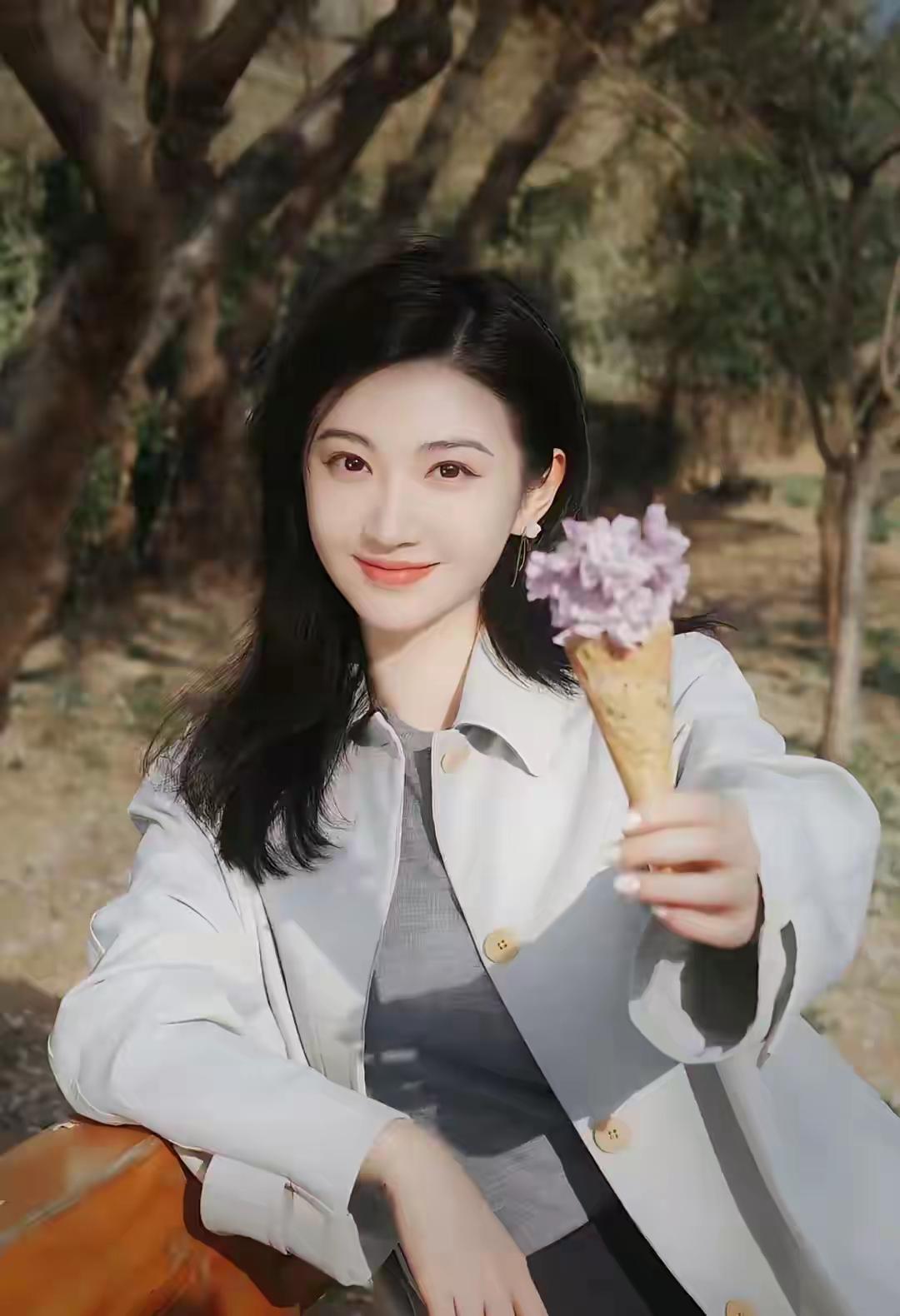 景甜人如其名真的好甜笑容好美