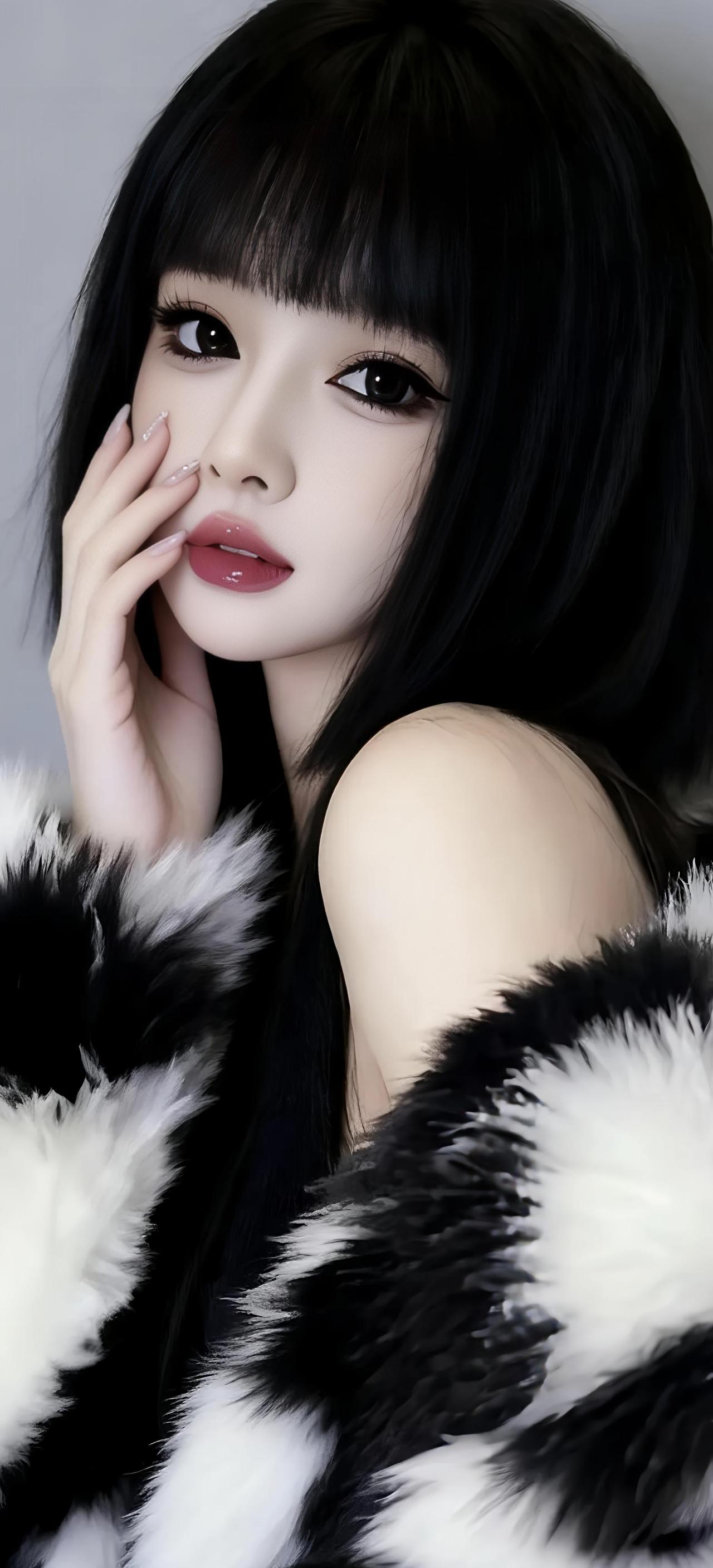 冷艳娇容映月华，眸光似剑破尘纱。风摇秀发英姿飒，雨润红唇气韵嘉。步履轻盈惊宿