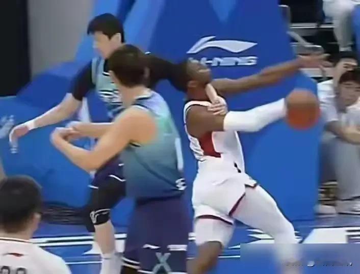 山西汾酒男篮致中国篮协的公开信应该怎么写？CBA比赛的精彩程度离不开外援的加盟，