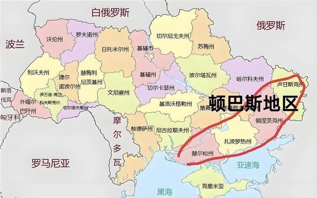 军火专列直插边境！上万吨北约弹药、重型防空阵列全数砸进华沙的中转站。当俄罗斯把炮