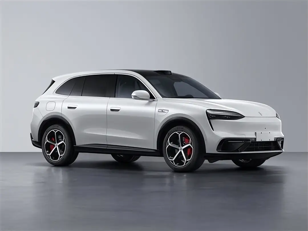 问界M6顶配100度大电池+800v快充+500线激光雷达+空悬...