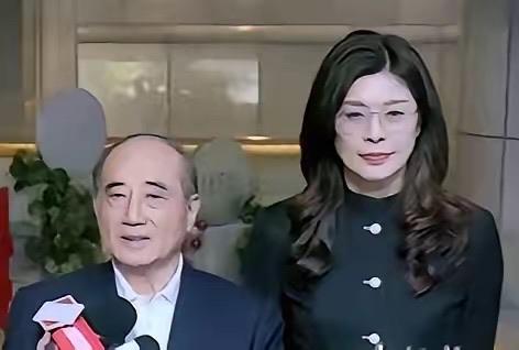 王金平的主张暗合一国两制的统一方案，一个中国，两种制度，统一军队、外交等体现一个