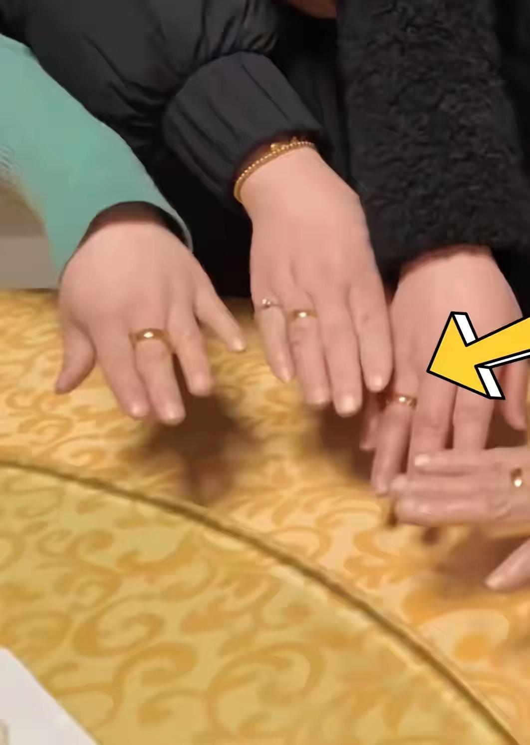 安徽有位80岁的老奶奶，最近正忙着给自个儿办寿宴，孩子们都从各地赶回来，一大家子