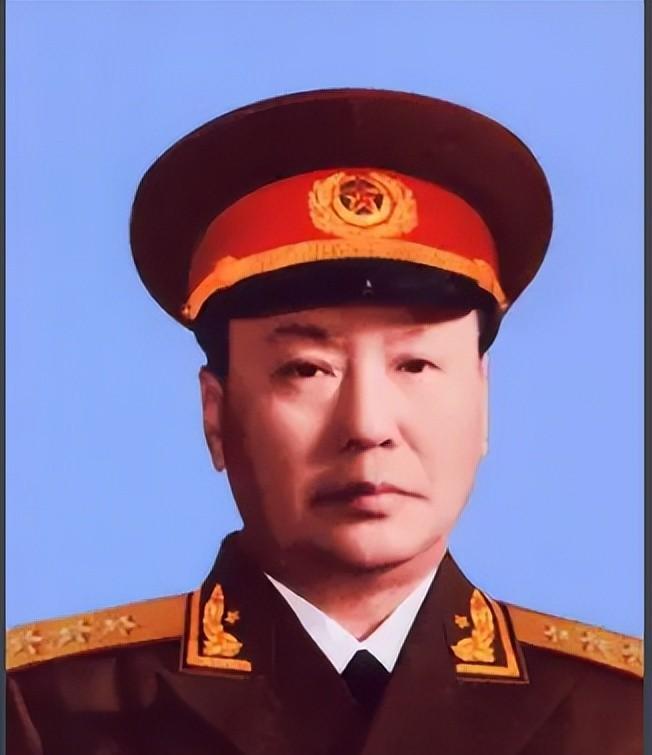他55年连师长都不是，为什么毛主席却坚持要授予他开国上将军衔？“1955年4月