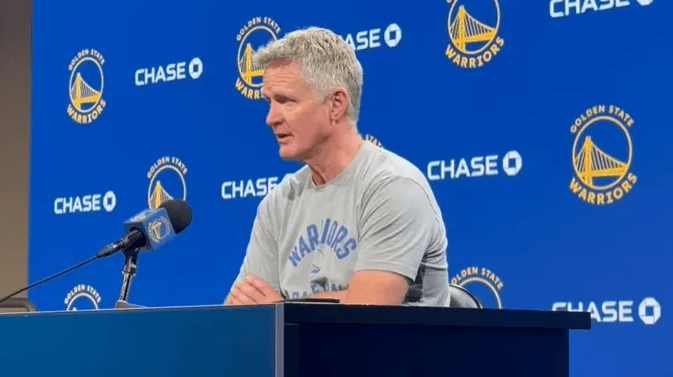 NBA常规赛，勇士131-118战胜灰熊。赛后，主帅史蒂夫-科尔接受了采访。科