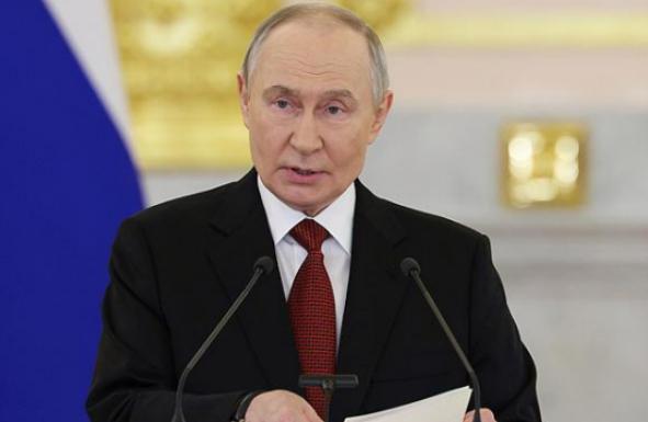 全世界都被普京耍的团团转，一直认为普京是为了“缓冲带”，原来普京早在4年前就开始