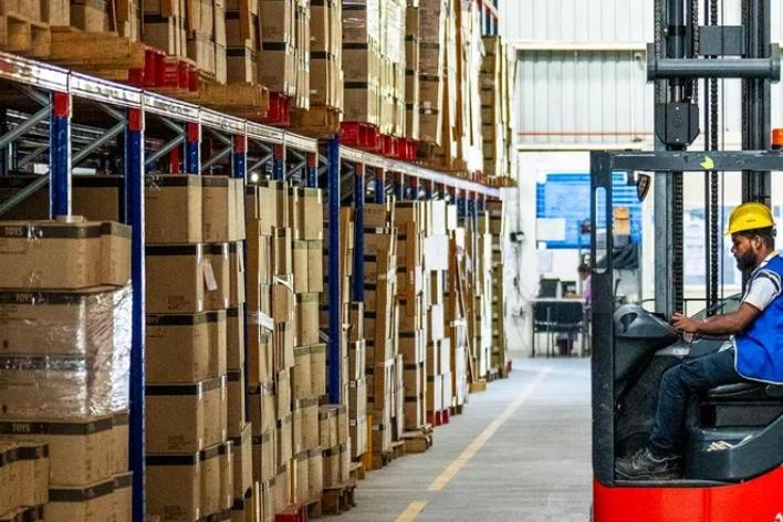 怪不得莫迪要跟特朗普翻脸，找到原因了！特朗普头一回当总统，跟中国打贸易战的