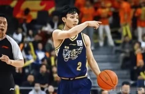 广东客场95:89击败山西迎来新赛季7连胜，球队积分榜大变样。截至目前，广东