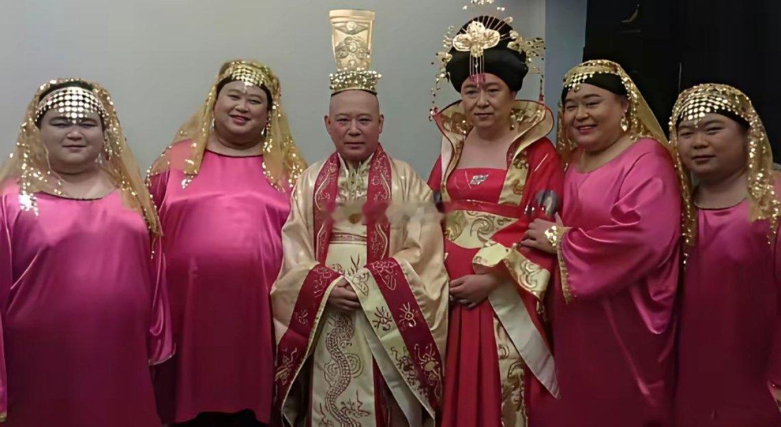 郭德纲居然是里面最正常的一个​​​