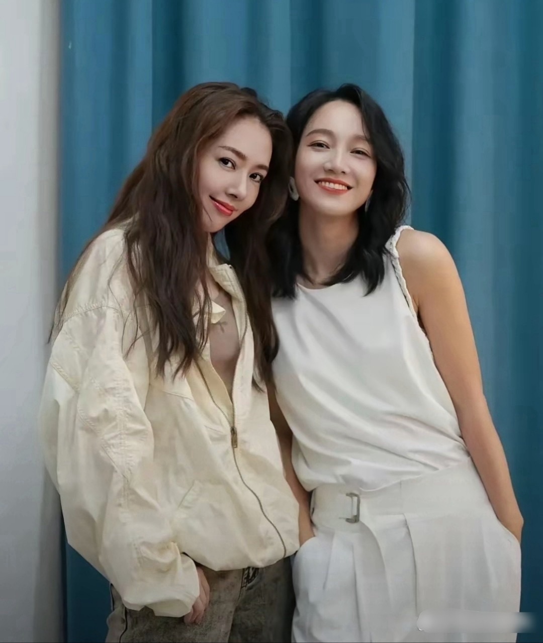 郭碧婷和朱丹居然是好朋友。