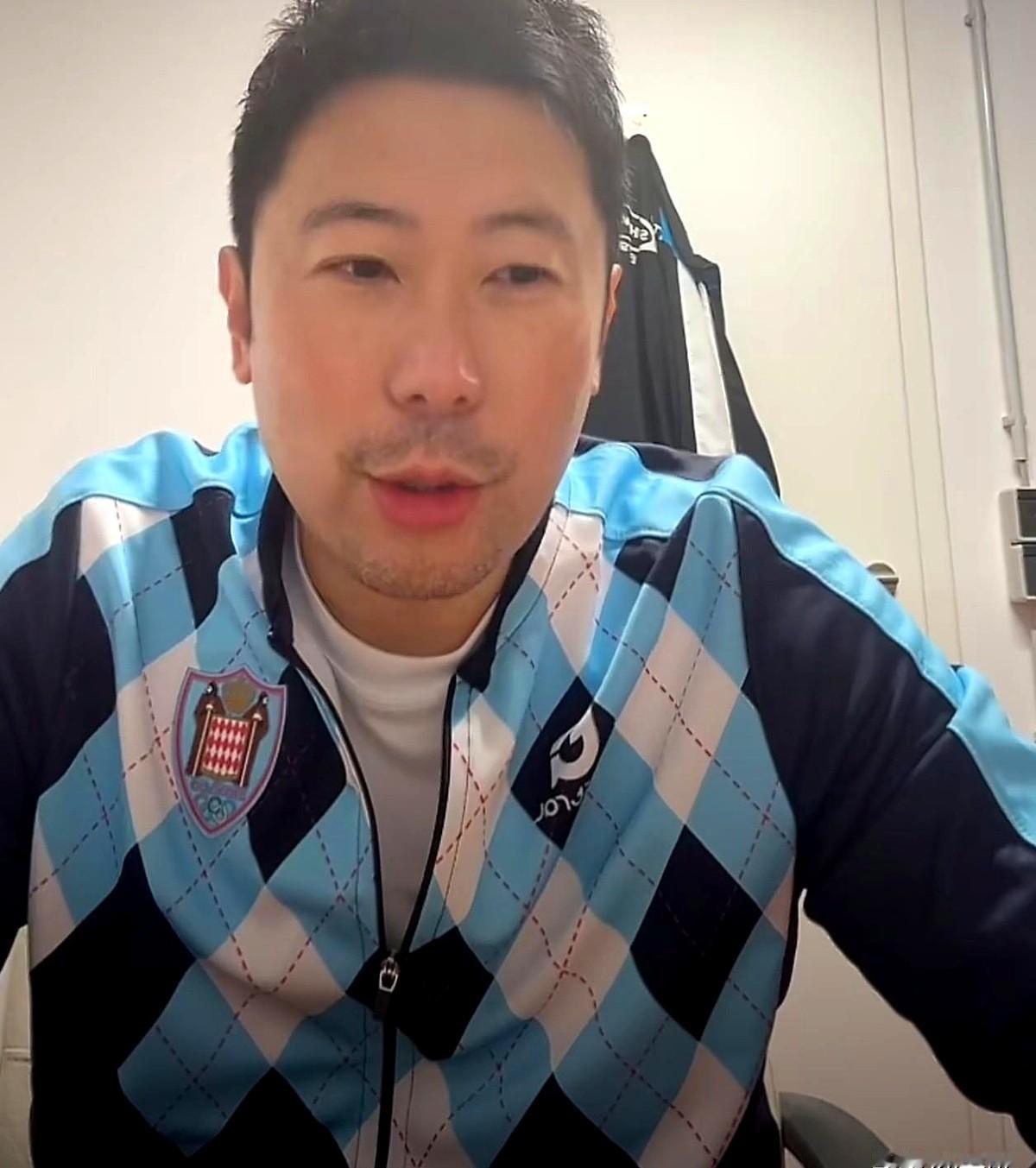 都说张本智和涨球了，雷洋一句话点破：他根本没涨。吼叫少了，人看着蔫了，不像以