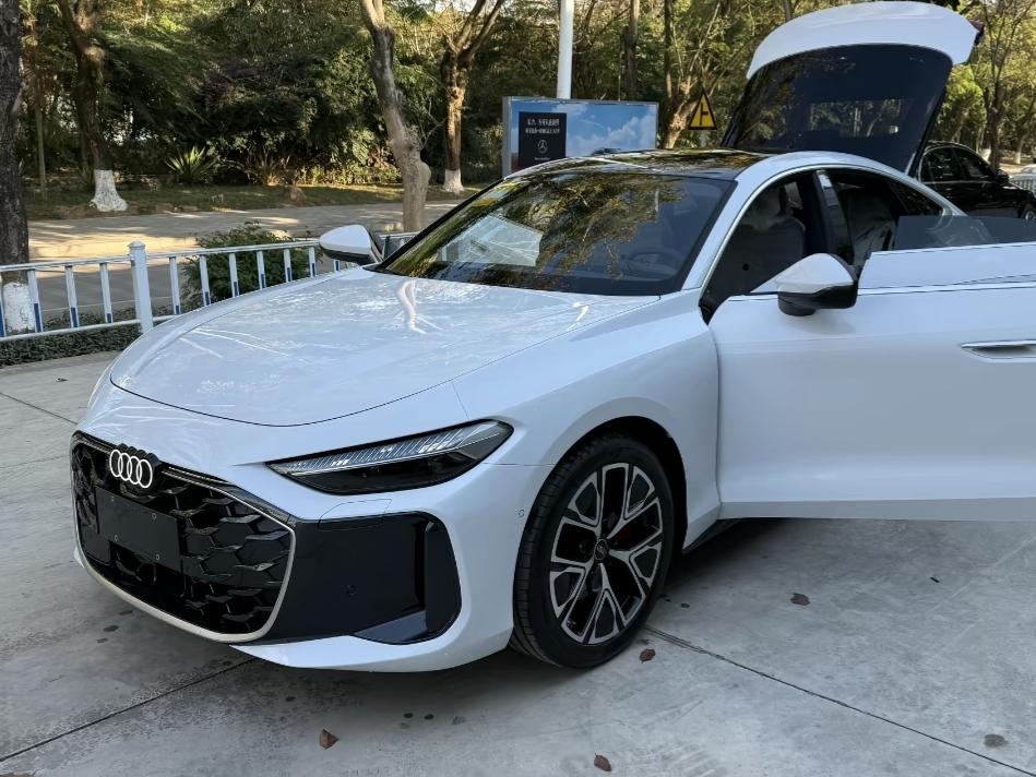 上汽奥迪A5L就是常说的奥迪A5LSportback，奥迪A5LSportb