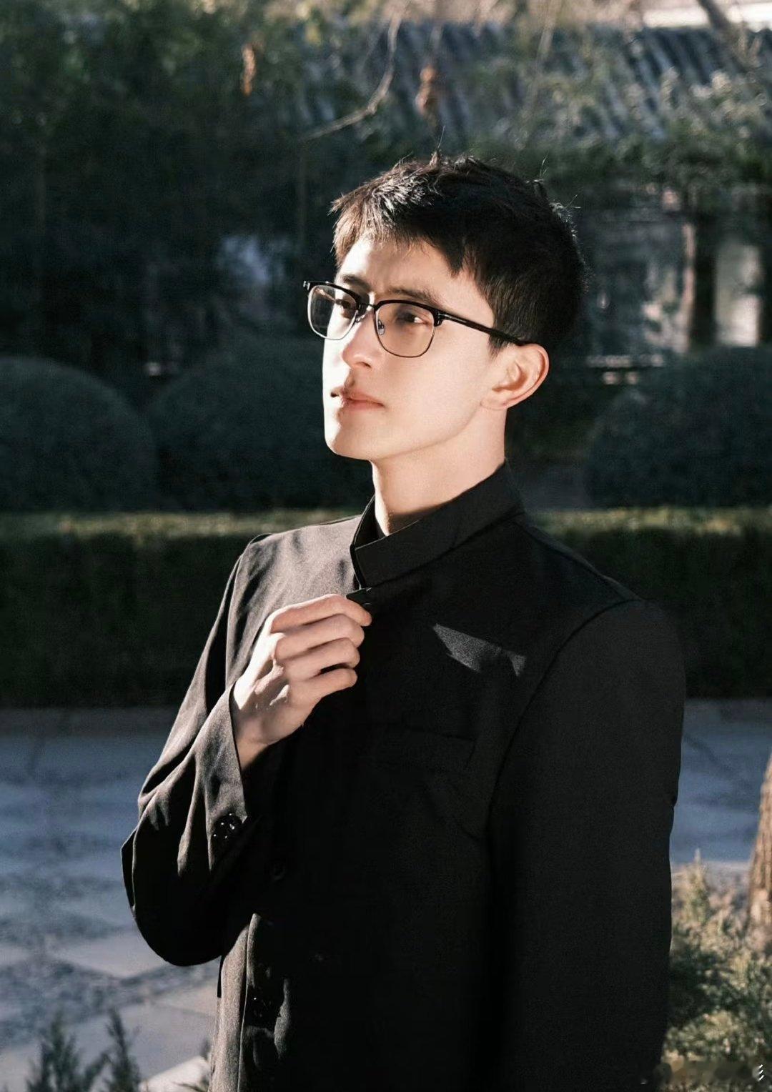 敖瑞鹏红桃心敖子的这份观影报告太有感染力了，满满的热情和专注，让人不自觉想跟着