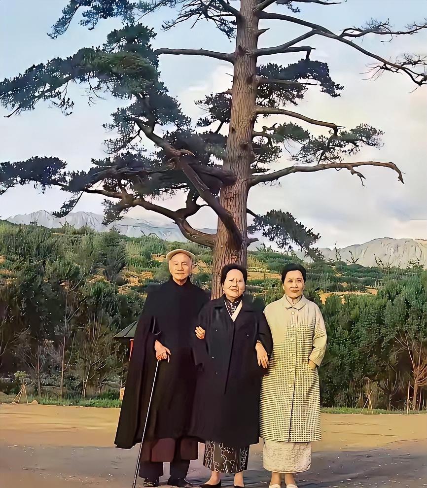 我敢打赌！90%的年轻人都不认识这几个人，他们都是民国人物，谁要是能认出二个，算