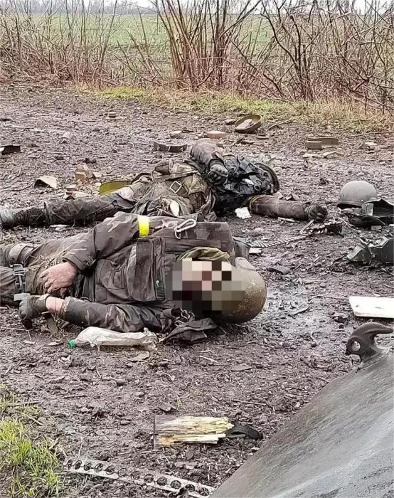 乌克兰的悲剧：用国家给全世界上了血淋淋的一课，仗打完了，土地丢了四分之一，人跑了