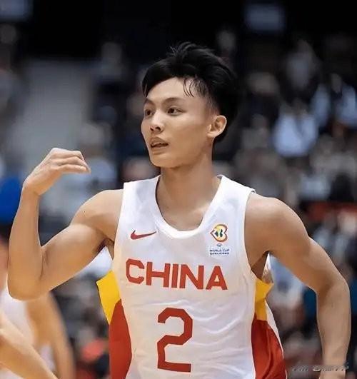 徐杰落选中国男篮最终的大名单，庞峥麟也没有进大名单！赵继伟和高诗岩进了，廖三