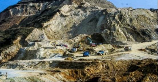 土耳其发现超6亿吨稀土矿，瞬间觉得自己手握“王炸”，扭头就找中国：你出技术，我出