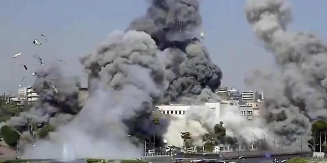 没有阿萨德政权的叙利亚，毫无尊严，人民生活水深火热，一个国家的悲剧，听信美国西方