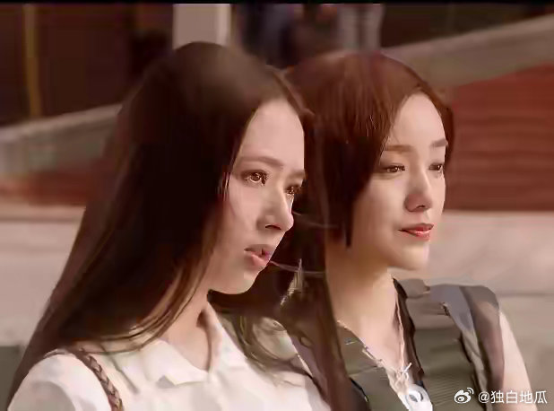 突然发现，《小时代》里的演员，都好像活成了角色的样子！陈学冬饰演的周崇光，在影片