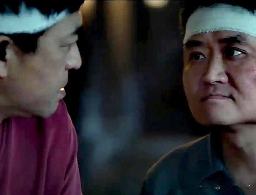 何大锤，一个没有坏透的坏人，没有悟性的司鼓。央视热播剧《主角》里的何大锤，是由