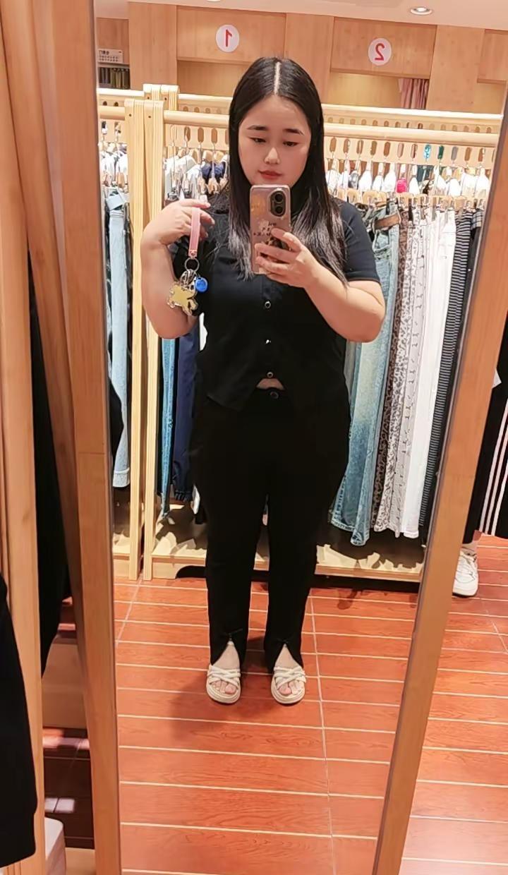 民政局说的对，一婚二婚都不重要，重要的是你要找对人，人对了，夜晚的小毛驴上风都是