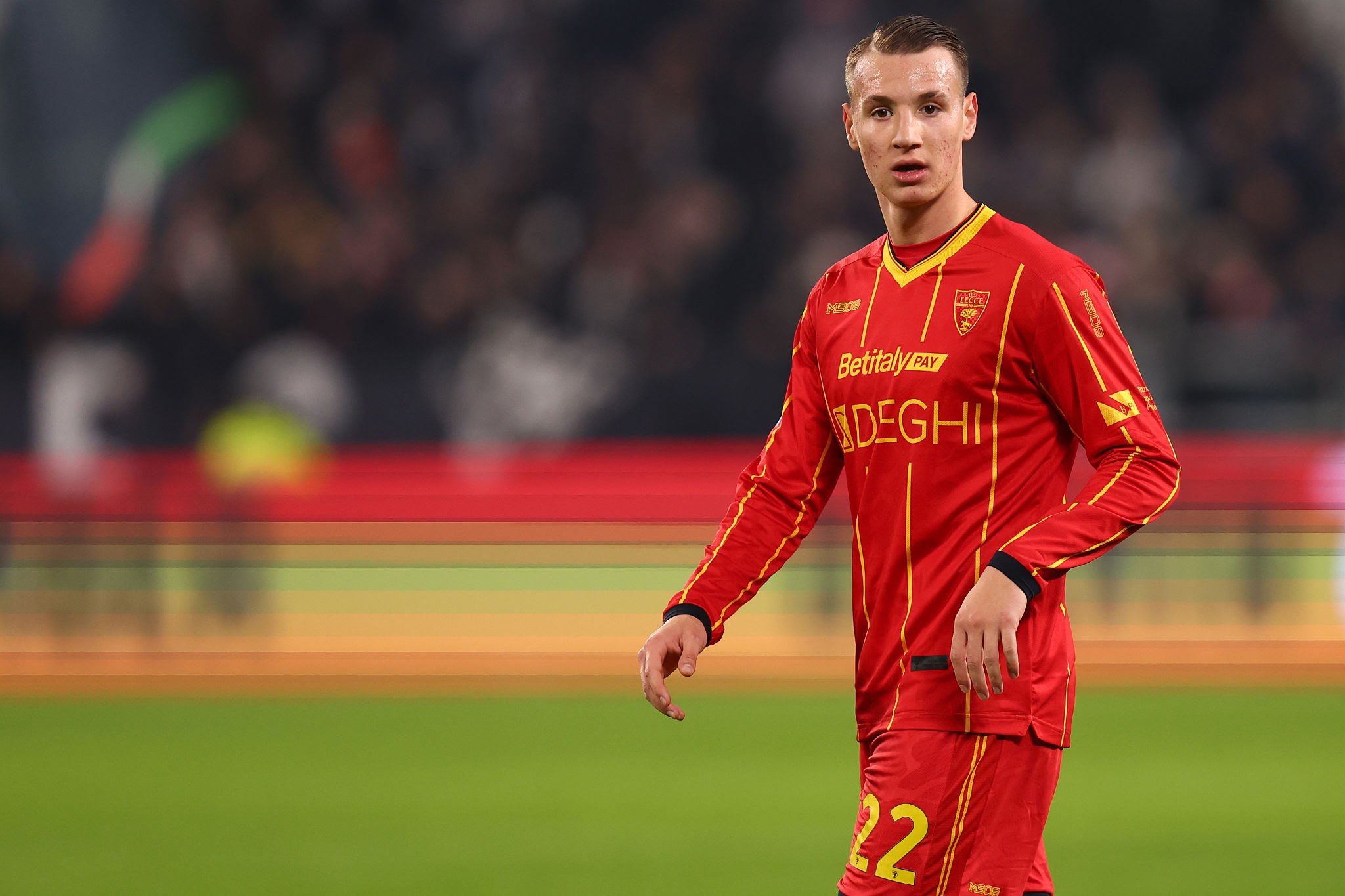 【AntonioVitiello】👉米兰和意甲莱切俱乐部之间正在对卡马尔