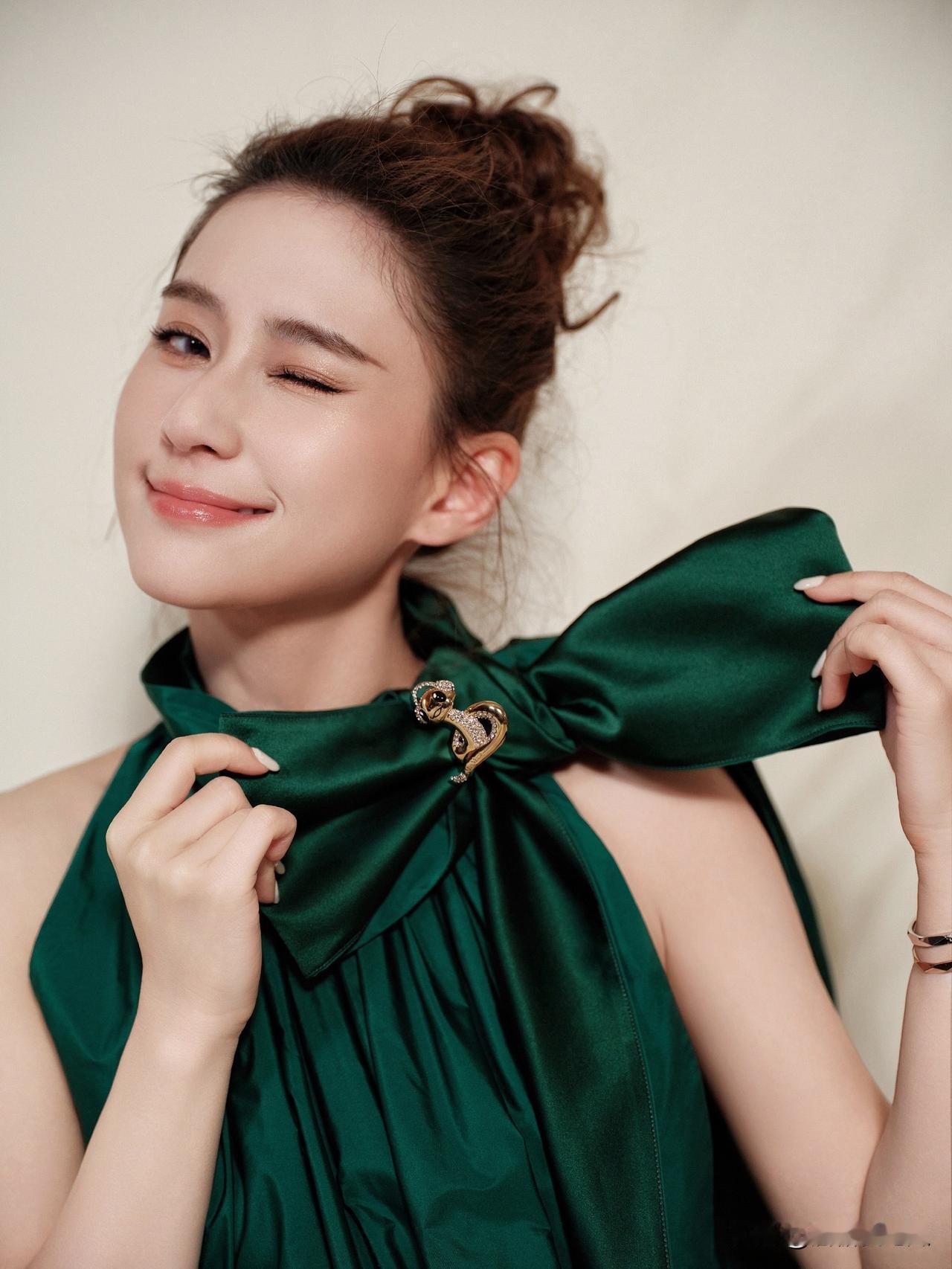 真的不理解吴克群了前女友何超莲哪哪都比王心凌拿得出手，但是他偏偏放弃了何超莲，