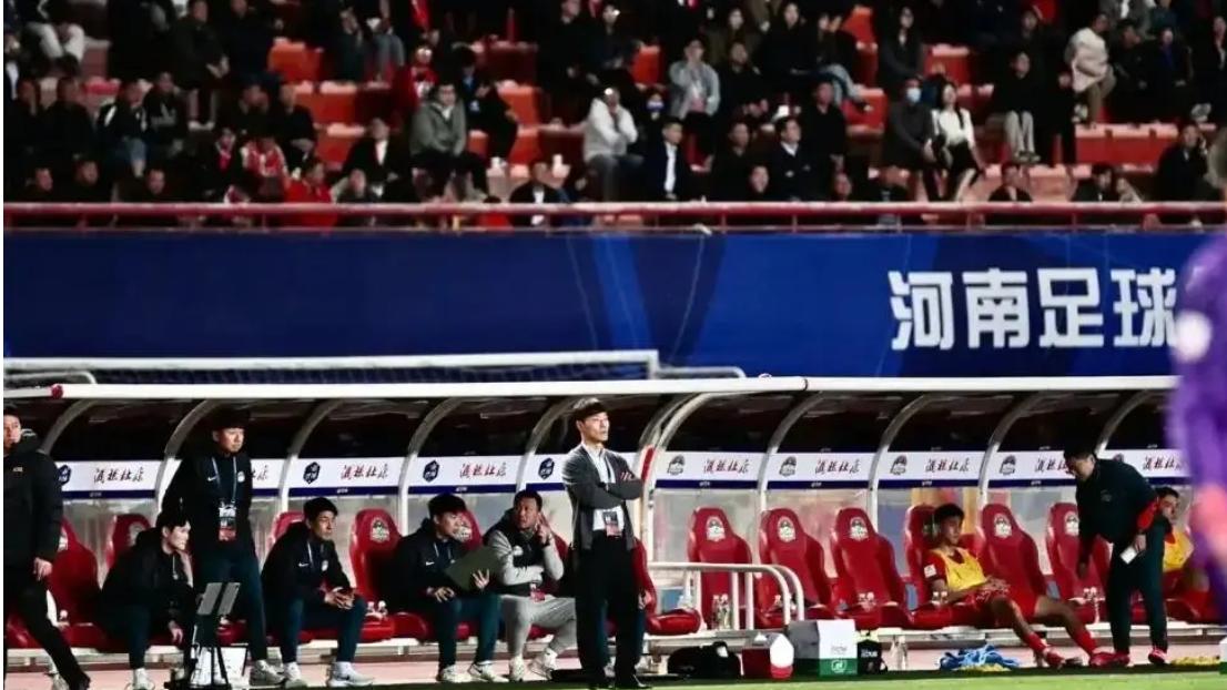 中超史上命最硬的教练下课,他挤掉两任老总帅位稳如泰山,他是谁?