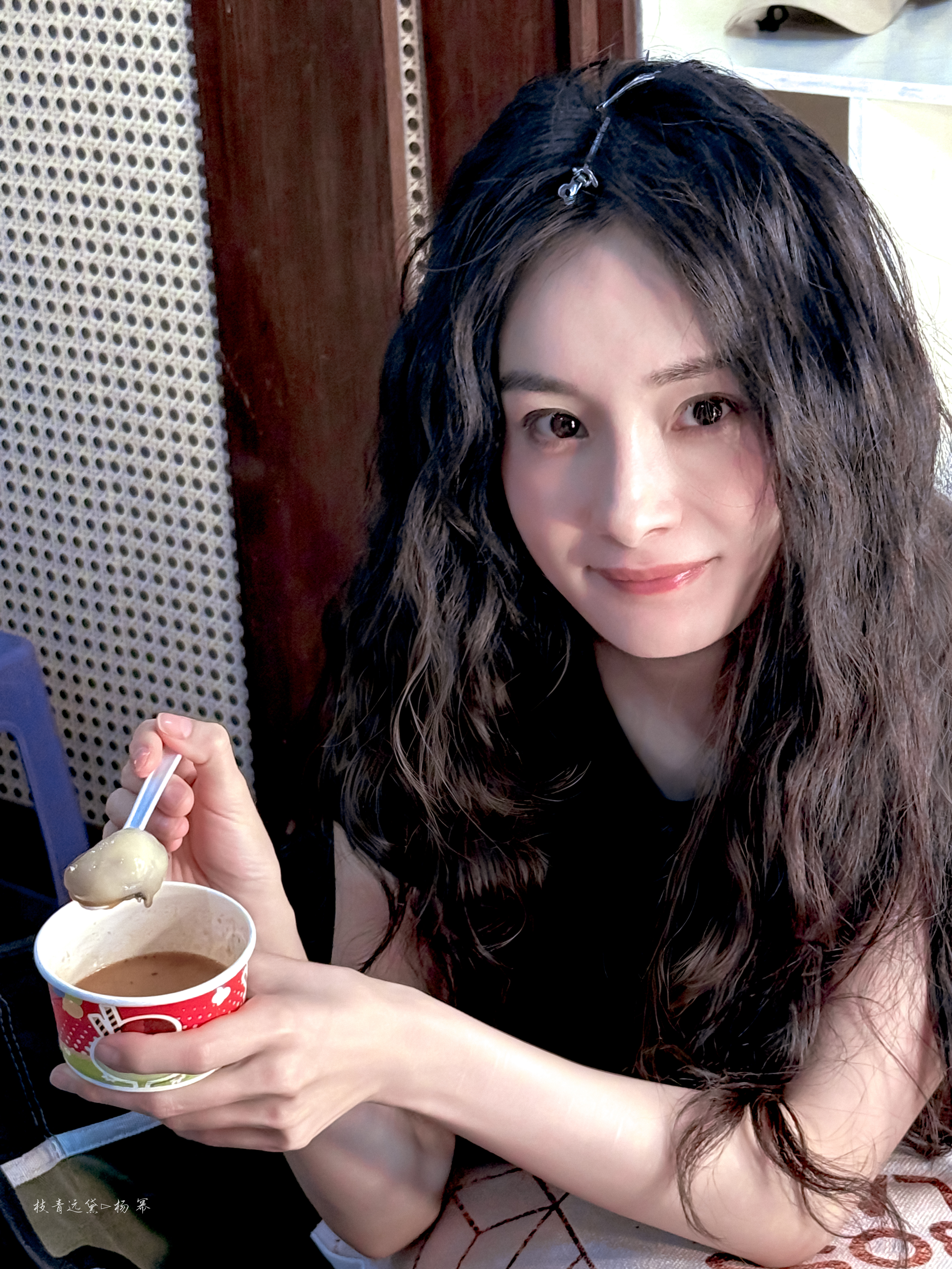 杨幂。平安健康🧸杨幂元宵祈福