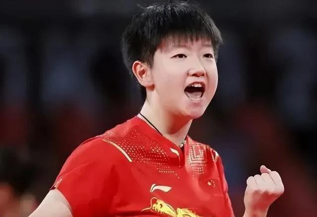 孙颖莎，就是一个字——稳！孙颖莎，有着和她年龄不相称的大气和老练。她不但会打顺