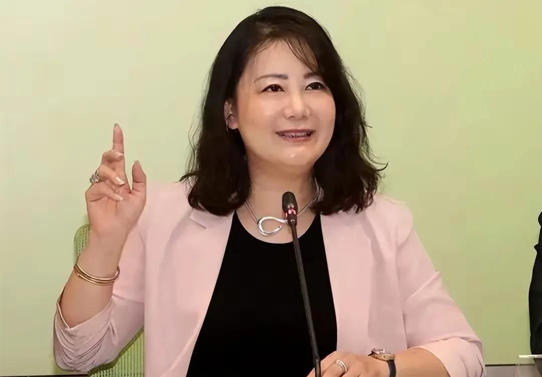 罢免民进党立委吴思瑶“地动删瑶”团体召集人赖苡任今天表示，他们已经在前天将收集到
