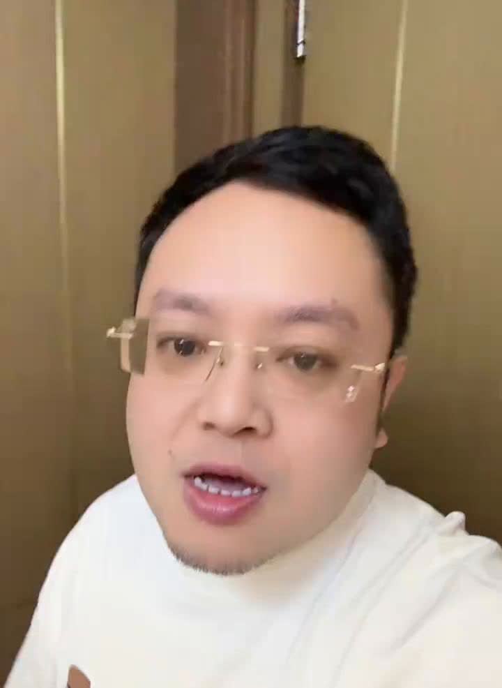 这BA揭幕战杭州赢下了诸暨，哥们不能喷。诸暨杭州是连队，这么多区连在一起的骄兵悍