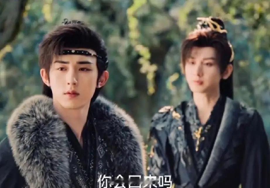 《天地剑心》最新预告富贵再回王权山庄回山庄前,他封了一个人的穴位,这人就是权竞霆