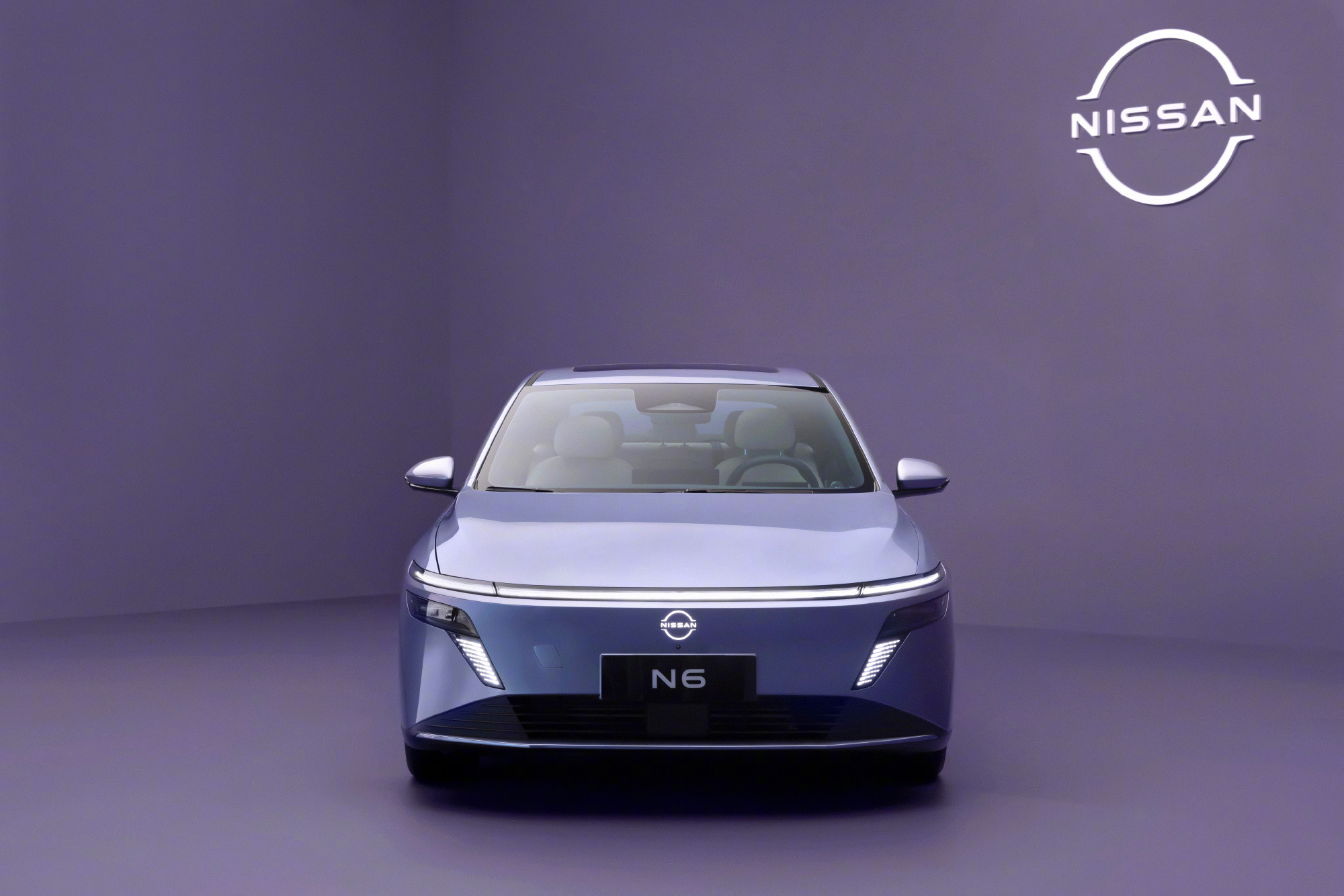 N6神颜一见倾心看过东方日产N7的冬季限定色，这次东风日产N6的设计又再一次和消