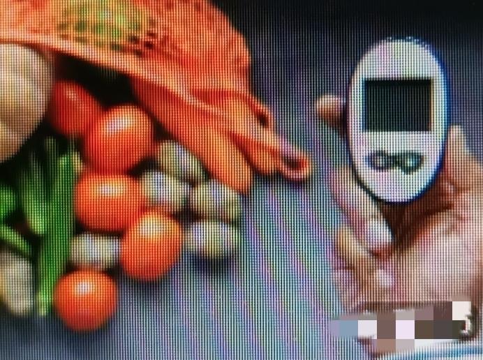 每天一分钟，健康小妙招真能让我们远离疾病困扰。饮食上，晨起喝杯温白开水唤醒肠胃，