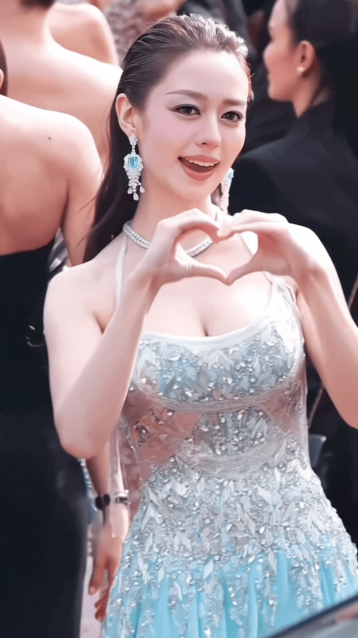 吉娜的超绝好身材！