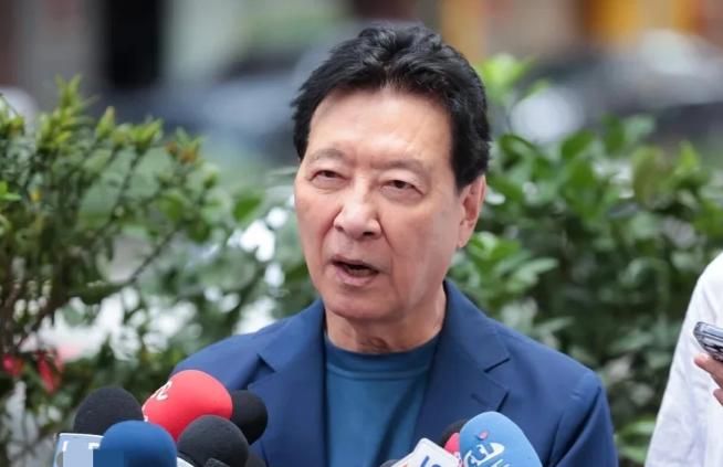 针对日本与菲律宾勾结划分台湾海域，以及大陆开展台湾东部海域执法行动，台湾名嘴赵少