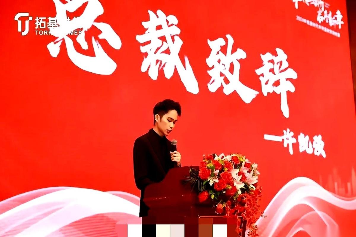 福建第一台柯尼塞克，车主是个96年的小伙子。你敢信？人家2018年才入场，拿着