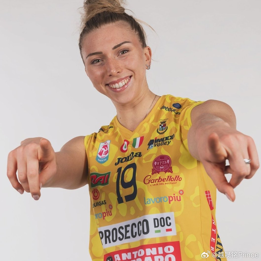 排球⚡️莎拉.法尔x梦之队🏐二传：🇵🇱乔安娜.沃洛兹💥接应：