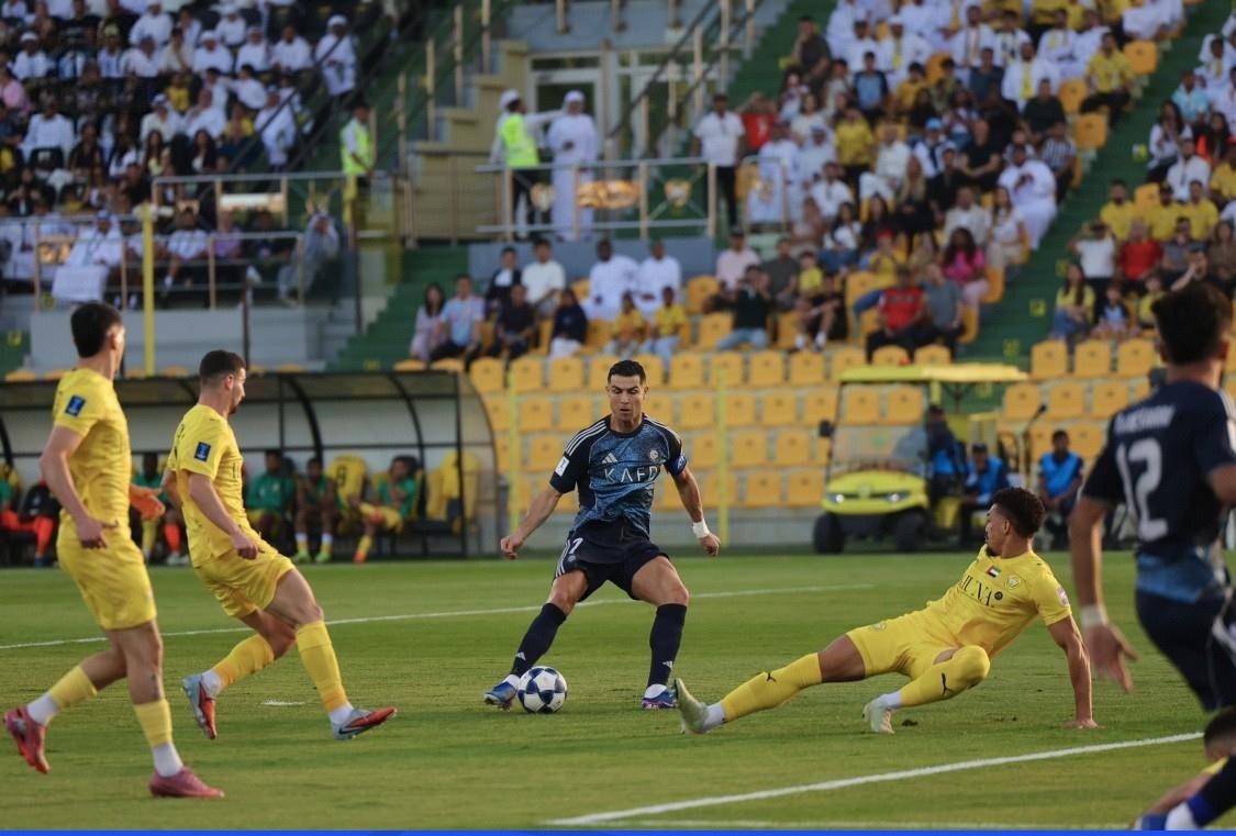 C罗又又又进球了！这一次他首开纪录，助利雅得胜利4-0大胜迪拜祈祷，轻松晋级亚冠